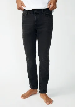 iaan-x-stretch-black-washed